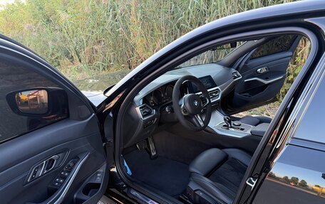 BMW 3 серия, 2019 год, 3 700 000 рублей, 22 фотография