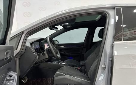 Volkswagen Golf VIII, 2022 год, 1 690 000 рублей, 9 фотография
