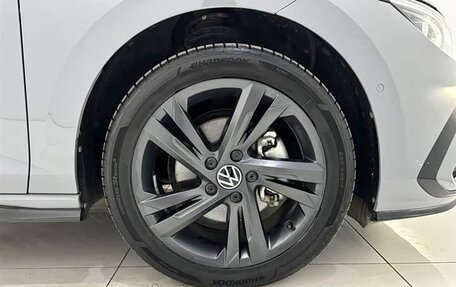 Volkswagen Golf VIII, 2022 год, 1 690 000 рублей, 8 фотография