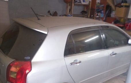 Toyota Allex i рестайлинг, 2002 год, 665 000 рублей, 2 фотография