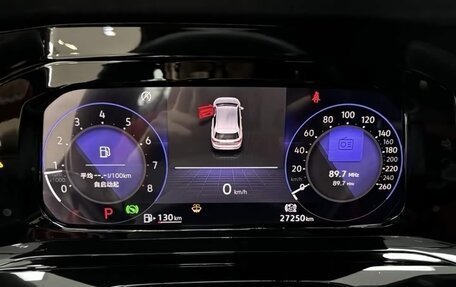 Volkswagen Golf VIII, 2022 год, 1 690 000 рублей, 13 фотография