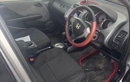 Honda Fit III, 2006 год, 527 000 рублей, 6 фотография