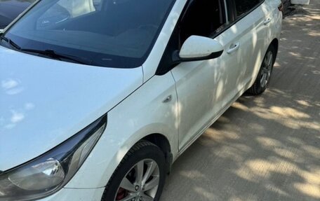 Hyundai Solaris II рестайлинг, 2019 год, 1 400 000 рублей, 2 фотография