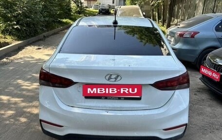 Hyundai Solaris II рестайлинг, 2019 год, 1 400 000 рублей, 3 фотография