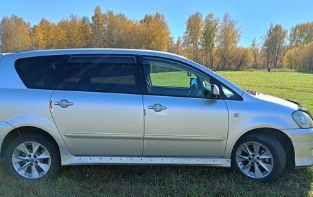 Toyota Ipsum II, 2001 год, 900 000 рублей, 4 фотография