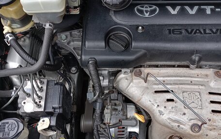 Toyota Ipsum II, 2001 год, 900 000 рублей, 32 фотография