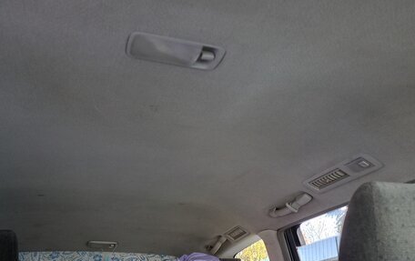 Toyota Ipsum II, 2001 год, 900 000 рублей, 31 фотография