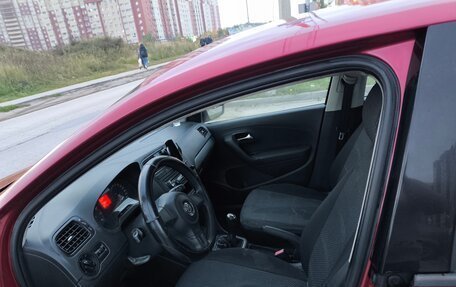 Volkswagen Polo VI (EU Market), 2011 год, 680 000 рублей, 4 фотография