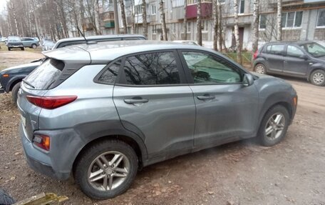 Hyundai Kona I, 2018 год, 1 724 000 рублей, 2 фотография
