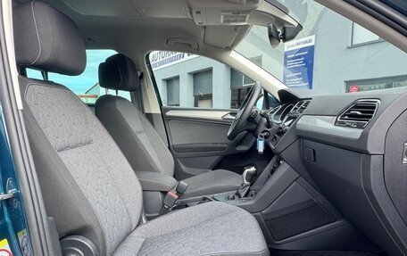 Volkswagen Tiguan II, 2024 год, 4 163 000 рублей, 10 фотография