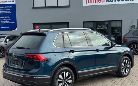 Volkswagen Tiguan II, 2024 год, 4 163 000 рублей, 4 фотография