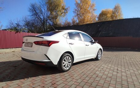 Hyundai Solaris II рестайлинг, 2020 год, 1 290 000 рублей, 4 фотография