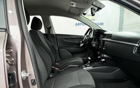 KIA Rio IV, 2018 год, 1 299 000 рублей, 10 фотография