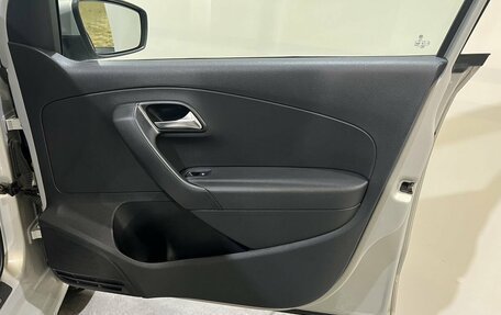 Volkswagen Polo VI (EU Market), 2014 год, 850 000 рублей, 19 фотография