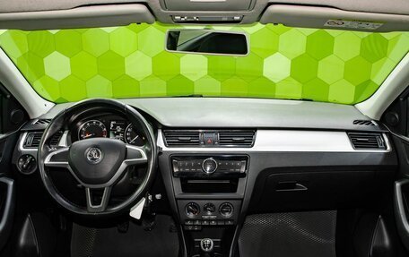 Skoda Rapid I, 2015 год, 767 000 рублей, 13 фотография