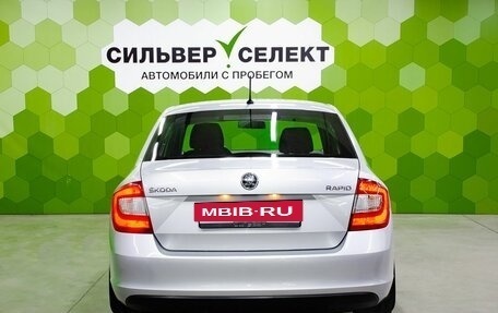 Skoda Rapid I, 2015 год, 767 000 рублей, 4 фотография