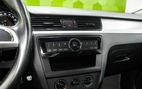 Skoda Rapid I, 2015 год, 767 000 рублей, 16 фотография