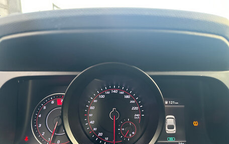 Hyundai Elantra, 2021 год, 1 749 000 рублей, 14 фотография