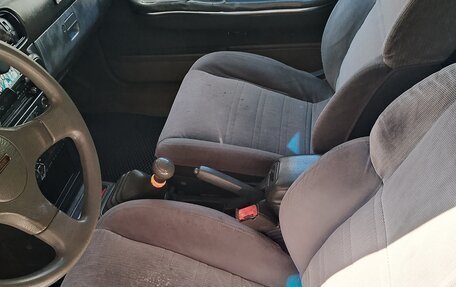 Mazda 626, 1989 год, 110 000 рублей, 9 фотография