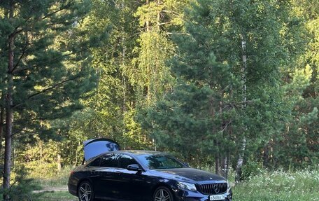 Mercedes-Benz E-Класс, 2016 год, 2 990 000 рублей, 4 фотография