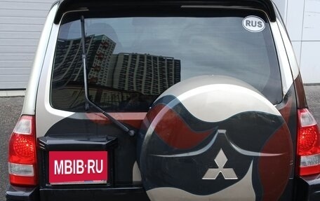 Mitsubishi Montero III, 2003 год, 580 000 рублей, 3 фотография