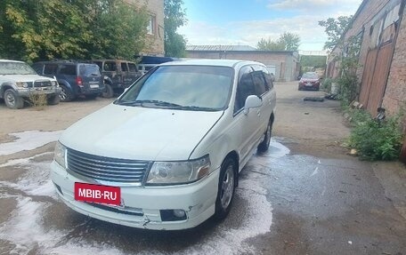Nissan Bassara, 2001 год, 370 000 рублей, 3 фотография