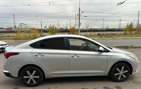 Hyundai Solaris II рестайлинг, 2020 год, 1 555 000 рублей, 10 фотография