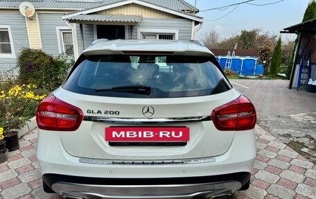 Mercedes-Benz GLA, 2017 год, 2 100 000 рублей, 3 фотография