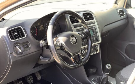 Volkswagen Polo VI (EU Market), 2015 год, 1 129 000 рублей, 8 фотография