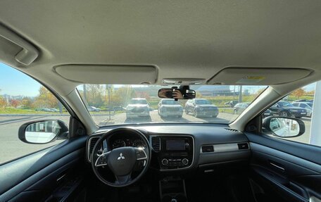 Mitsubishi Outlander III рестайлинг 3, 2013 год, 1 190 000 рублей, 25 фотография