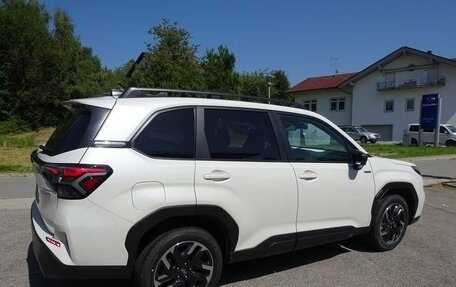 Subaru Forester, 2025 год, 5 500 000 рублей, 2 фотография
