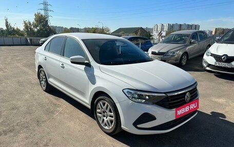 Volkswagen Polo VI (EU Market), 2021 год, 1 810 000 рублей, 2 фотография