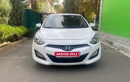 Hyundai i30 II рестайлинг, 2014 год, 1 250 000 рублей, 2 фотография