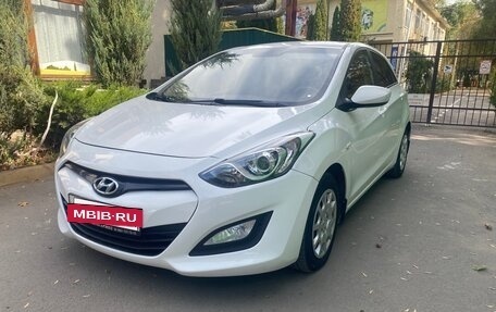 Hyundai i30 II рестайлинг, 2014 год, 1 250 000 рублей, 3 фотография