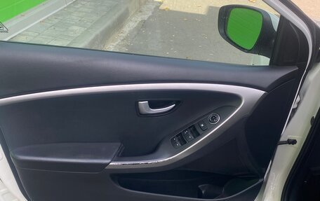Hyundai i30 II рестайлинг, 2014 год, 1 250 000 рублей, 10 фотография