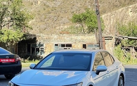 Toyota Camry, 2019 год, 2 200 000 рублей, 8 фотография