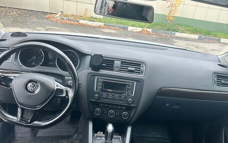 Volkswagen Jetta VI, 2015 год, 1 300 000 рублей, 6 фотография