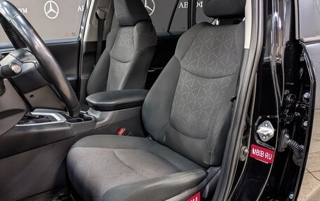 Toyota RAV4, 2019 год, 2 900 000 рублей, 20 фотография