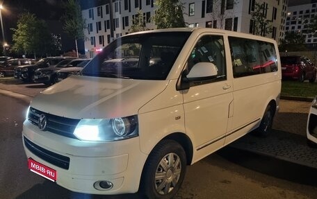 Volkswagen Multivan T5, 2011 год, 1 600 000 рублей, 1 фотография