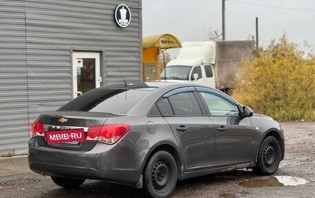 Chevrolet Cruze II, 2012 год, 550 000 рублей, 3 фотография