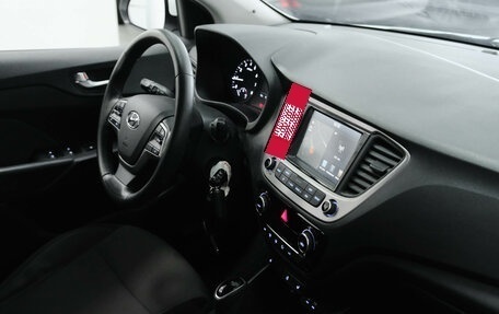 Hyundai Solaris II рестайлинг, 2018 год, 1 430 000 рублей, 23 фотография