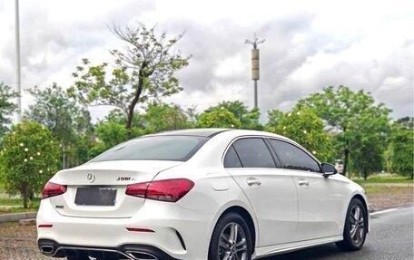 Mercedes-Benz A-Класс, 2022 год, 2 420 000 рублей, 7 фотография
