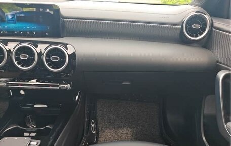 Mercedes-Benz A-Класс, 2022 год, 2 420 000 рублей, 16 фотография