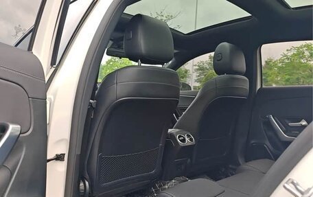 Mercedes-Benz A-Класс, 2022 год, 2 420 000 рублей, 22 фотография