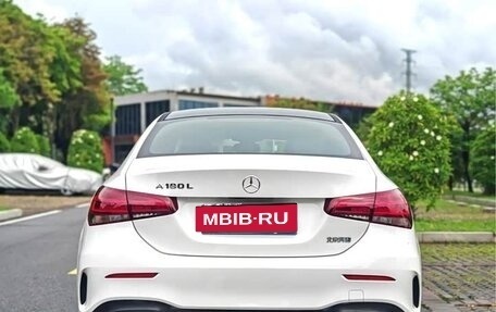 Mercedes-Benz A-Класс, 2022 год, 2 420 000 рублей, 6 фотография