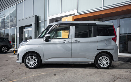 Toyota Roomy I, 2018 год, 998 000 рублей, 5 фотография