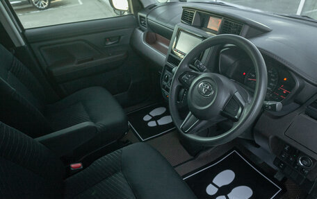 Toyota Roomy I, 2018 год, 998 000 рублей, 10 фотография