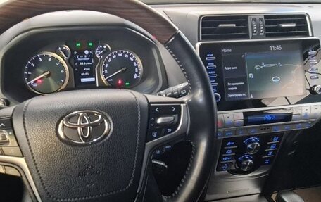 Toyota Land Cruiser Prado 150 рестайлинг 2, 2021 год, 8 950 000 рублей, 1 фотография