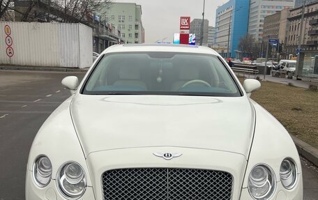 Bentley Continental Flying Spur, 2009 год, 2 800 000 рублей, 11 фотография