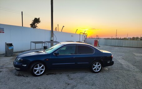 Nissan Maxima VIII, 2001 год, 550 000 рублей, 3 фотография